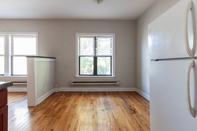 626 W Cornelia Ave unit E3, Chicago, IL 60657 - photo 7