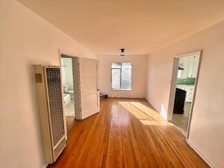 1218 Bronson Ave, Los Angeles, CA 90019
