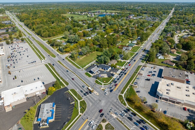 Colonial Park is centrally located for easy access to shopping and schools.