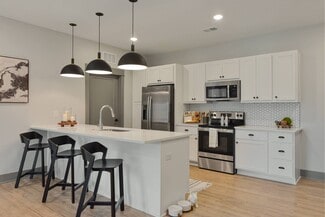 4702 Rivertown Commons Dr SW, Grandville, MI 49418