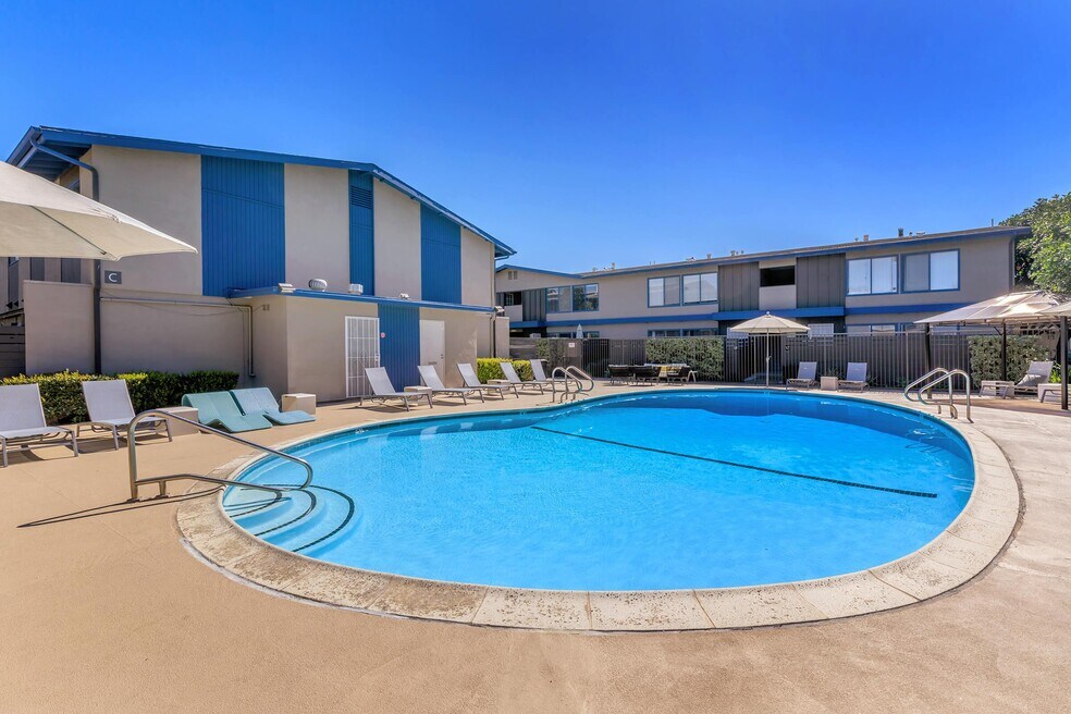 Pacific Villas, Costa Mesa, CA 92627 - photo 1