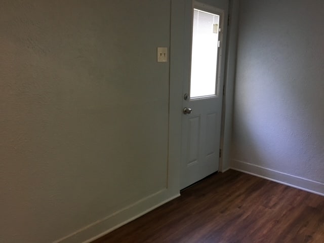 903 Haynes St unit A, Denton, TX 76201 - photo 5