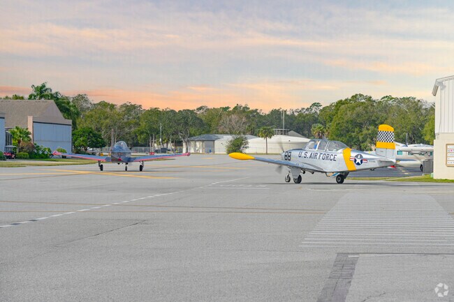 The Fly-In is a unique residential community complete with runway and airport in Samsula-Spruce Creek.