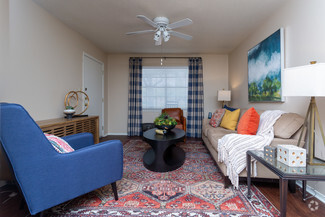 215 Sand Beach Blvd, Shreveport, LA 71105