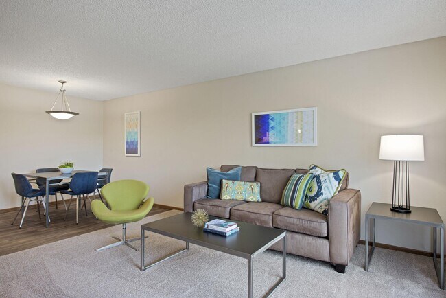 Northpointe, Coon Rapids, MN 55433 - photo 2