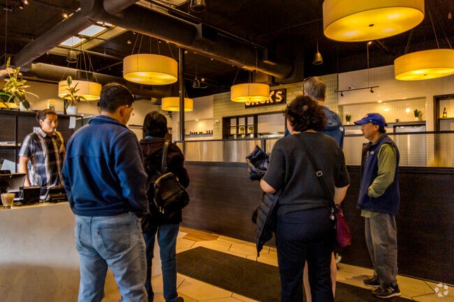 Jack’s Restaurant and Bar serves American fare with a Greek twist near Quito Village.