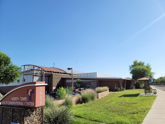 1079 E Susan Ln, Tempe, AZ 85281 - photo 4