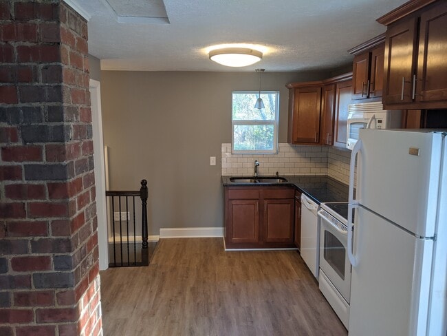 3312 Middlebranch Ave NE, Canton, OH 44705 - photo 3