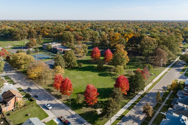 Oxford's Weisser Park is a beautiful park in Fort Wayne.