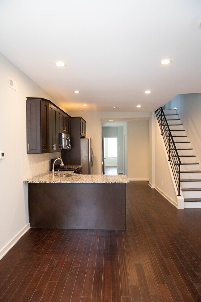 1720 Arlington St, Philadelphia, PA 19121