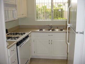 3654 42nd St, San Diego, CA 92105