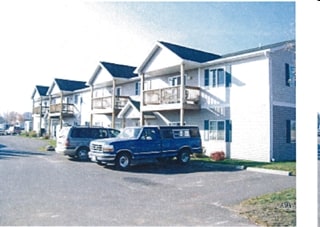 Camelot Village, Rice Lake, WI 54915 - photo 2