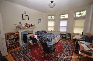 1810 Beacon St Unit 3, Brookline, MA 02445