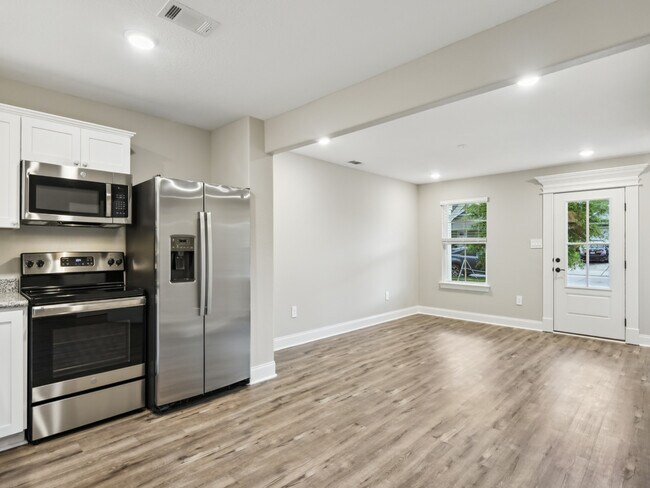 13498 Kelly St unit 37074508, Gulfport, MS 39503 - photo 4