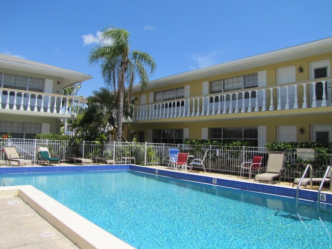 Villas Isabel, Naples, FL 34102 - photo 2