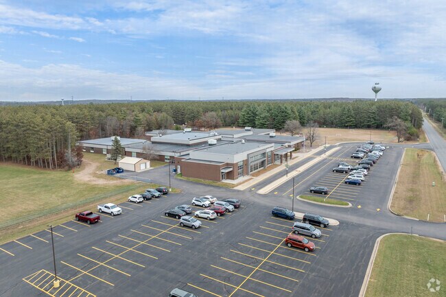 Evergreen Elementary School has an overall niche grade of B+.