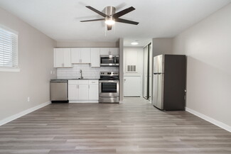 9811 Copper Creek Dr, Austin, TX 78729