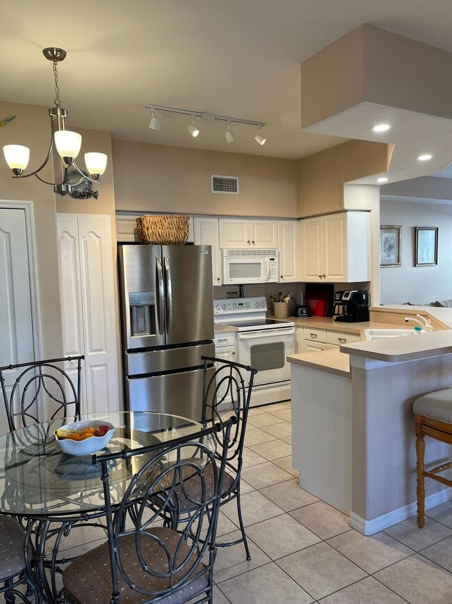 10102 L Pavia Blvd unit 10102, Venice, FL 34292 - photo 5