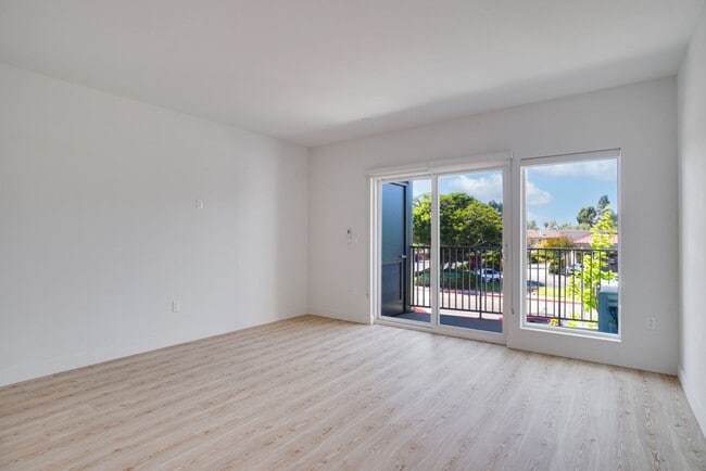 Chapman Place | Find the Home that Fits Your Style!, San Diego, CA 92110 - photo 7