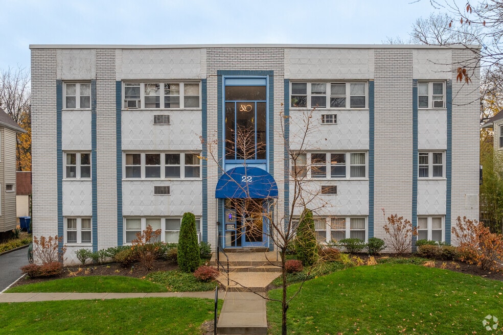 22 Cottage, South Orange, NJ 07079 - photo 1