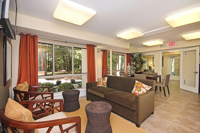 Reston Glade, Reston, VA 20191 - photo 6