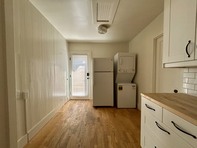 Kitchen facing back door