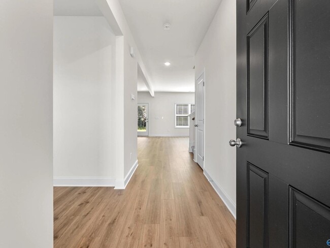 26910 Kyle Ln, Athens, AL 35613 - photo 5