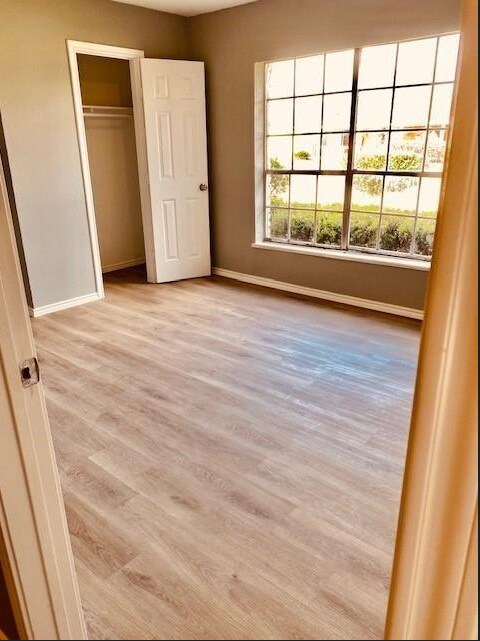 4834 Meadow Park Dr, Houston, TX 77048 - photo 6