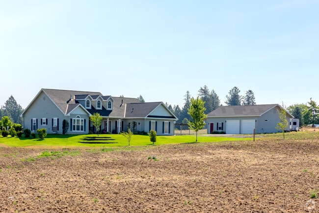Homes on the west side of Dartford generally come with a bit of acreage.