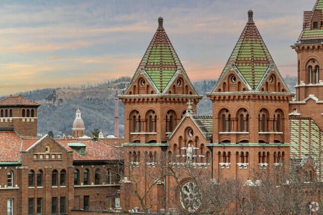 Viterbo University in La Crosse is a private Catholic school which was founded in 1890.