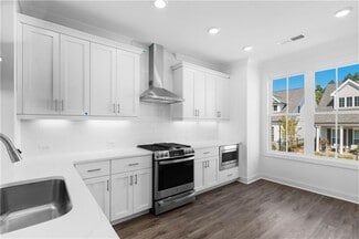 2822 Evanshire Ave Unit 111, Duluth, GA 30096