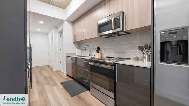 5201 Leesburg Pike unit 429, Falls Church, VA 22041 - photo 6