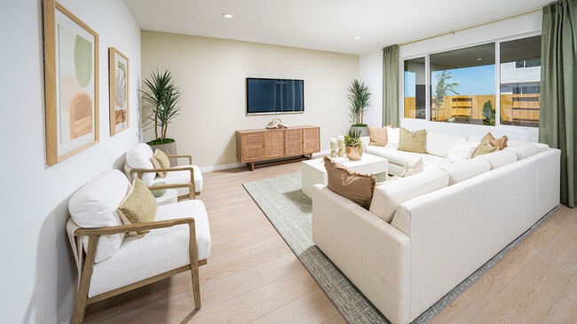 10356 Tempier Way, Elk Grove, CA 95757 - photo 4