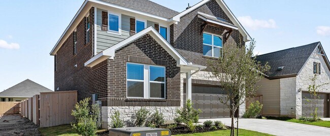 135 Silverleaf Spur, Bastrop, TX 78602 - photo 3