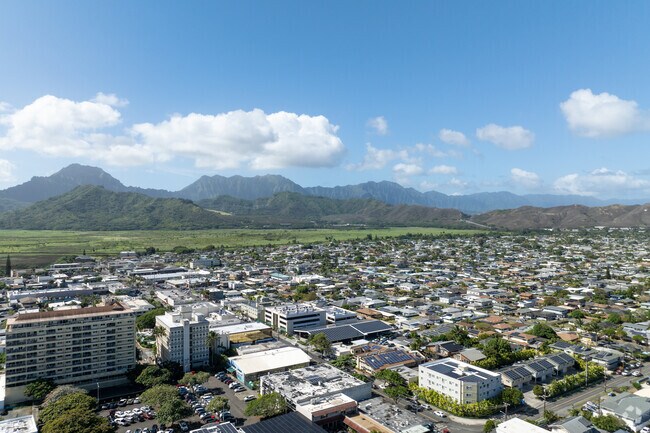 Expect a mix of rain and bright blue skies in Kailua