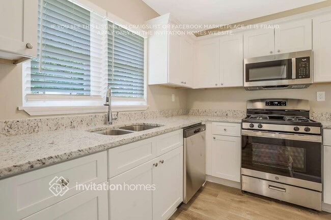 3389 Lark Ln, Decatur, GA 30032 - photo 6