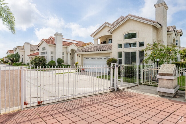 Norwood Cherrylee has multiple small gated communities.