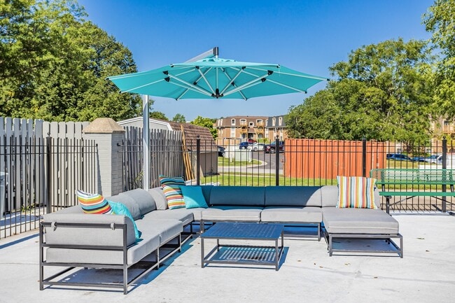 Ellyn Crossing, Glendale Heights, IL 60139 - photo 3