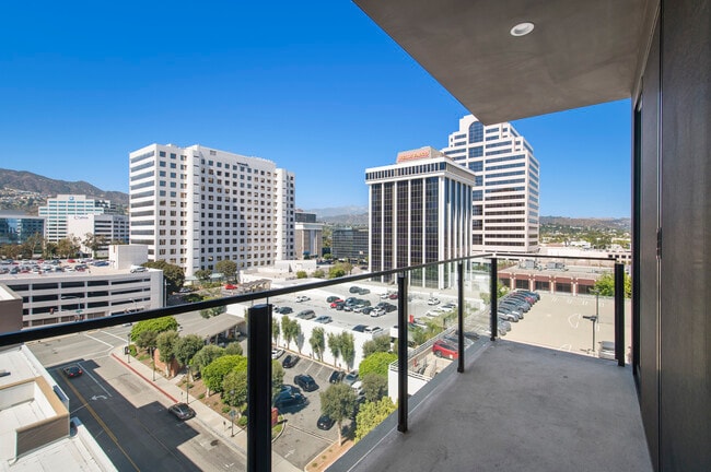 Arista Glendale, Glendale, CA 91203 - photo 6