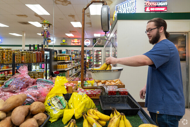 Baker’s Corner Store & Deli is nearby for your daily essentials and fishing bait.