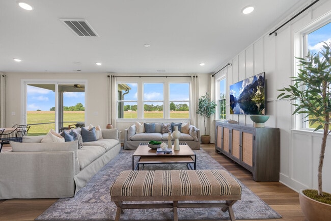 207 Kindess Dr, Lillington, NC 27546 - photo 4