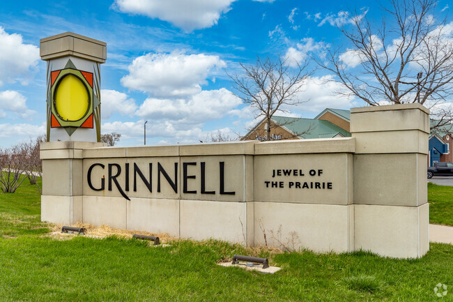 Locals commonly know Grinnell as the Jewel of the Prairie.