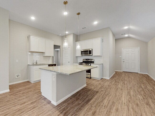 7617 Sunset Valley Ln unit 36473513, Ponder, TX 76259 - photo 5