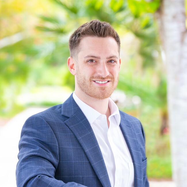 Agent Photo