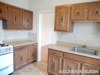 94 Maple St Unit 5, Malden, MA 02148