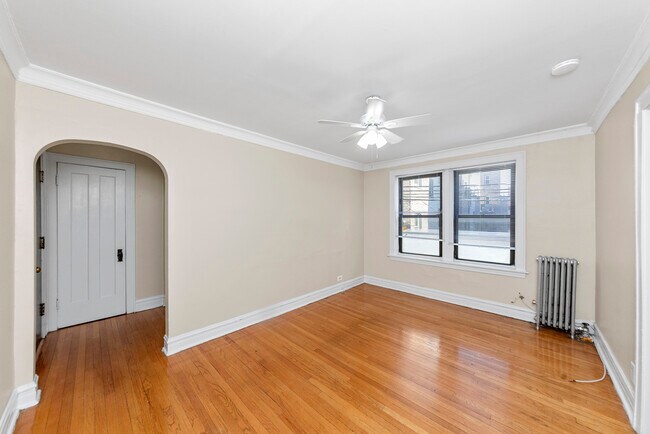 1717 W North Shore Ave unit 1A, Chicago, IL 60626 - photo 4