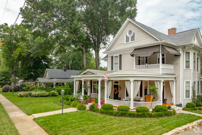 Oakwood-Hillcrest is home to some of the only Queen Anne style homes of Hickory.