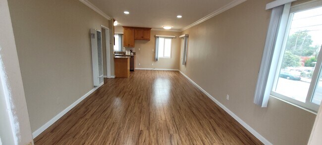 13949 Vanowen St unit 1, Van Nuys, CA 91405 - photo 4