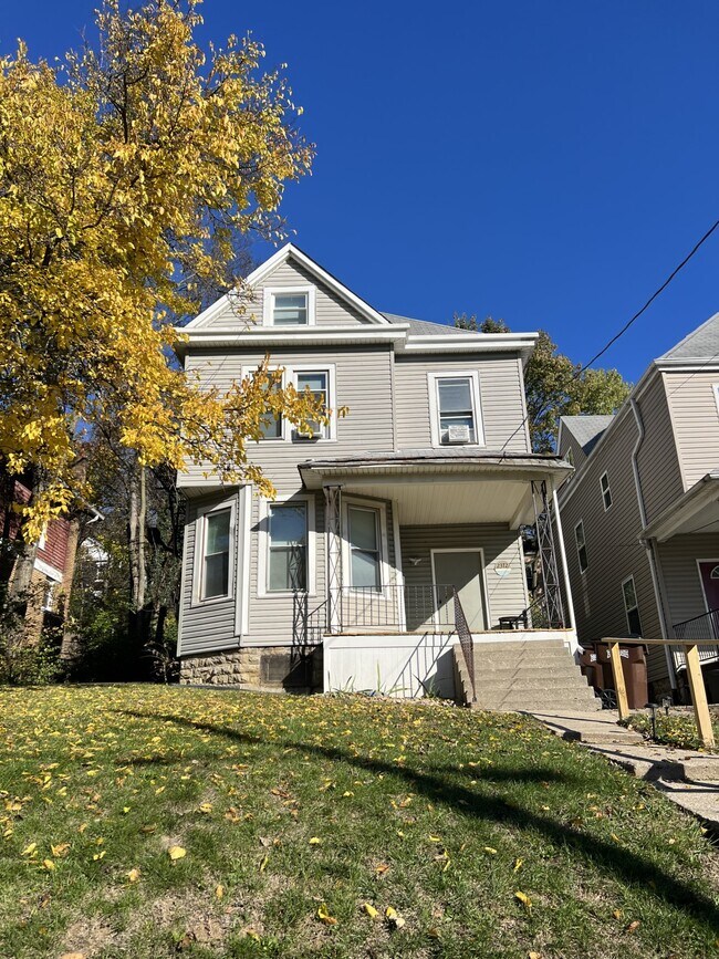2372 Harper Ave Unit 2, Cincinnati, OH 45212