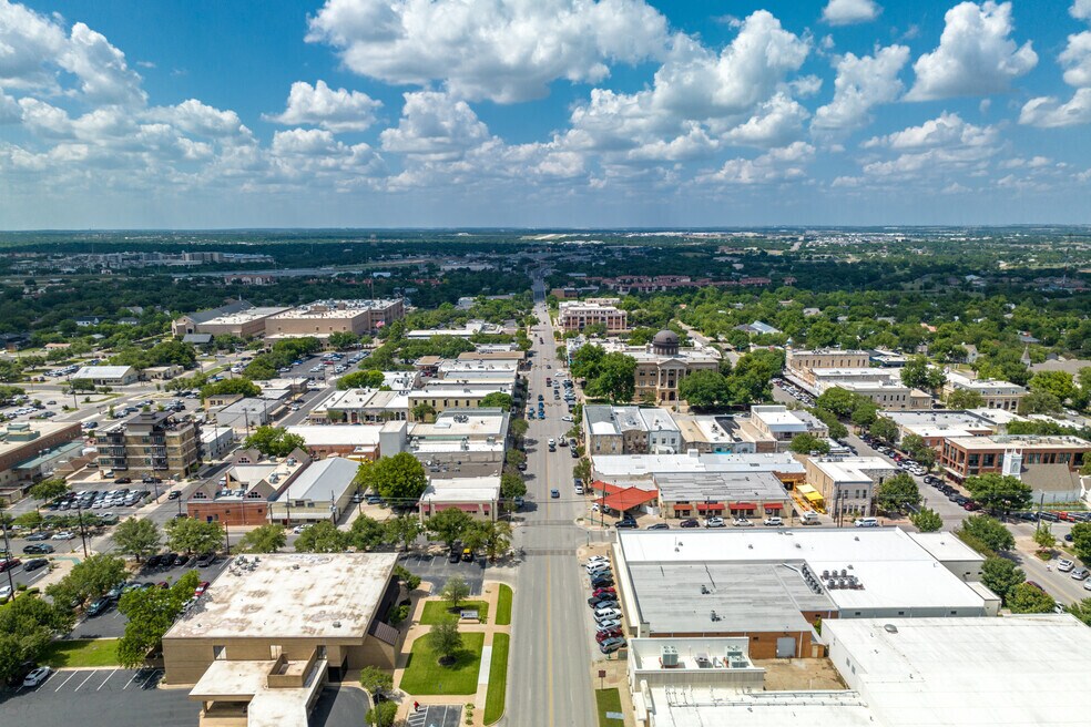 LakesideatLakeGeorgetown_535526_FX_100725_V1